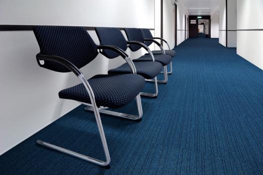 Carpetes em rolo e modulares