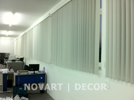 Persiana vertical em PVC